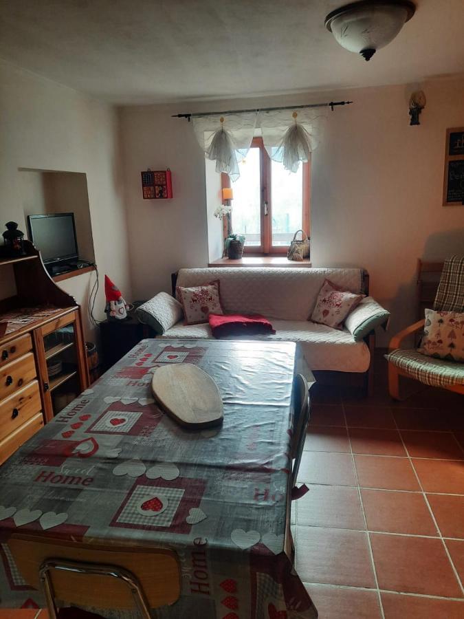 Casa Indipendente Val D'Ayas - Challand Saint Anselme Екстер'єр фото