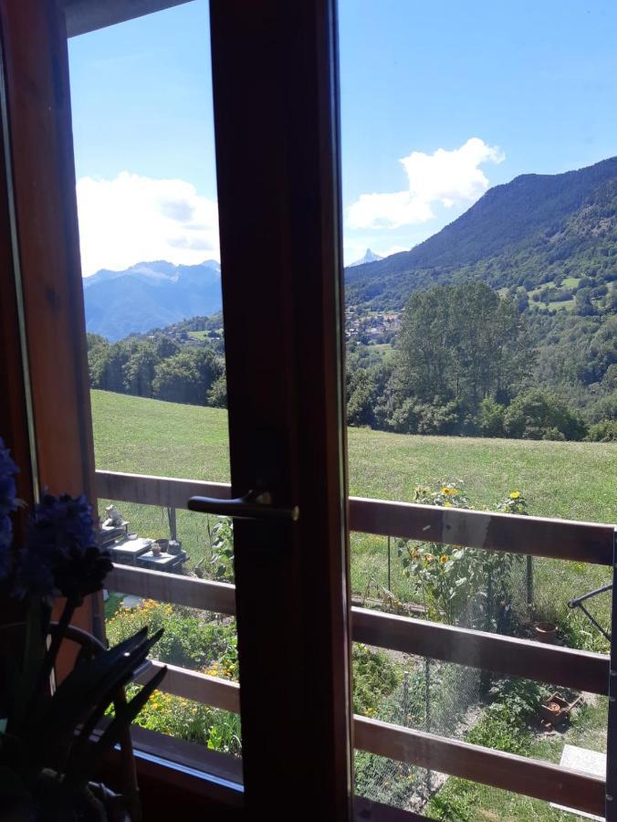 Casa Indipendente Val D'Ayas - Challand Saint Anselme Екстер'єр фото